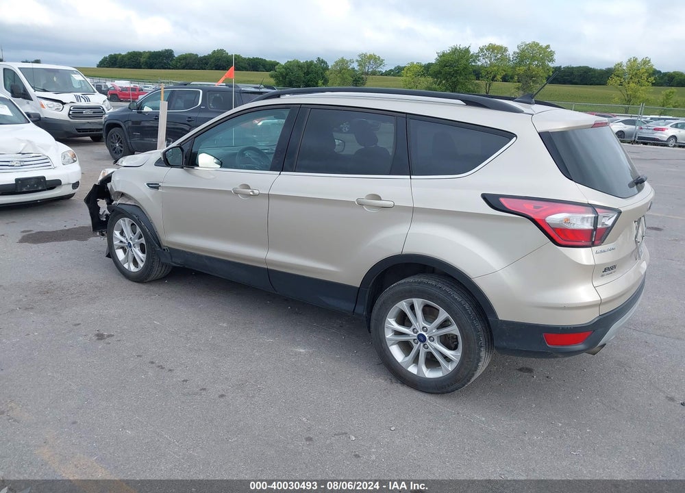 2018 FORD ESCAPE SE VIN: 1FMCU9GD5JUA56214