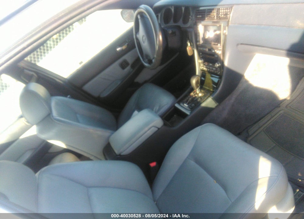 2004 ACURA RL 3.5 VIN: JH4KA96624C004351