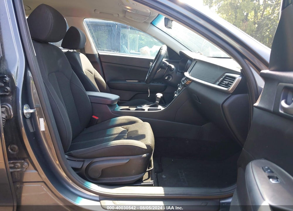2020 KIA OPTIMA LX VIN: 5XXGT4L37LG386552