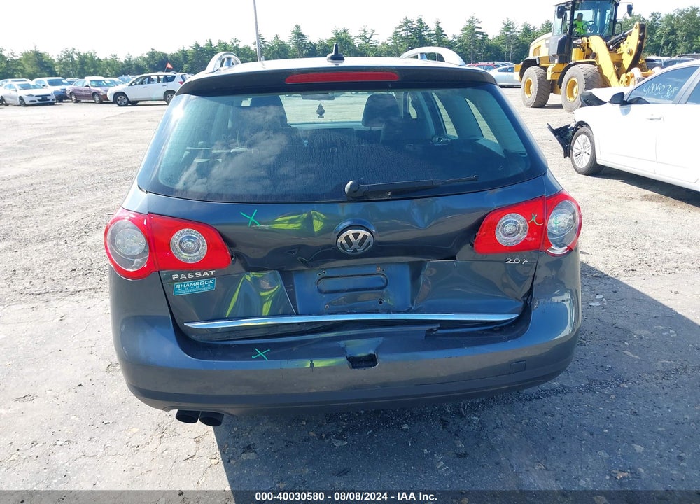 2009 VOLKSWAGEN PASSAT KOMFORT VIN: WVWXK73C19E070596