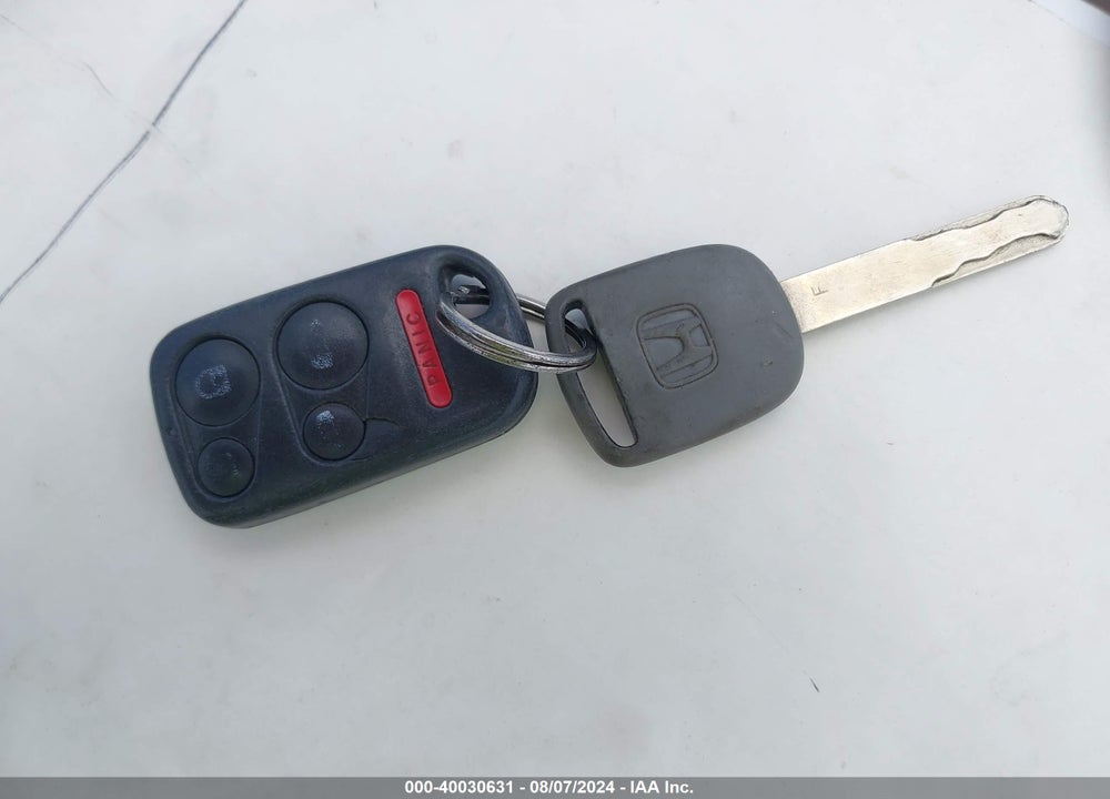 2004 HONDA ODYSSEY EX VIN: 5FNRL18674B058689