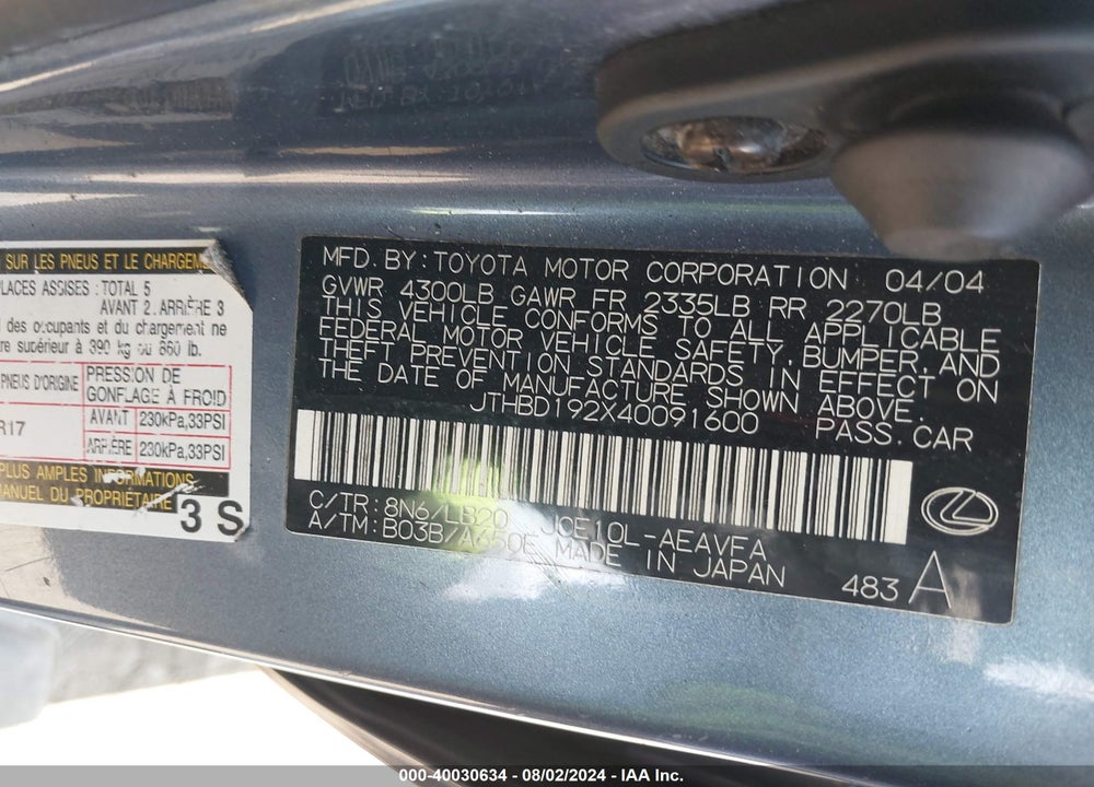 2004 LEXUS IS 300 VIN: JTHBD192X40091600