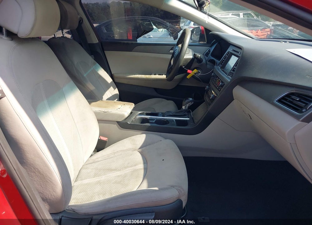 2016 HYUNDAI SONATA SE VIN: 5NPE24AF5GH370027