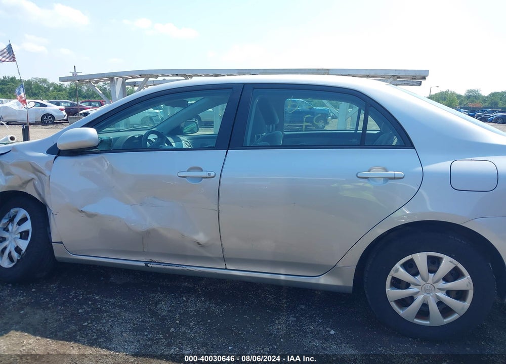 2011 TOYOTA COROLLA LE VIN: 2T1BU4EE6BC713471