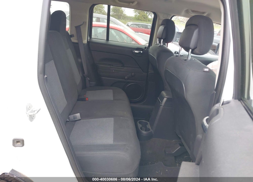 2016 JEEP PATRIOT VIN: 1C4NJRBB5GD572917