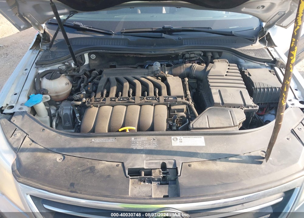 2009 VOLKSWAGEN CC VIN: WVWGU73C19E548378