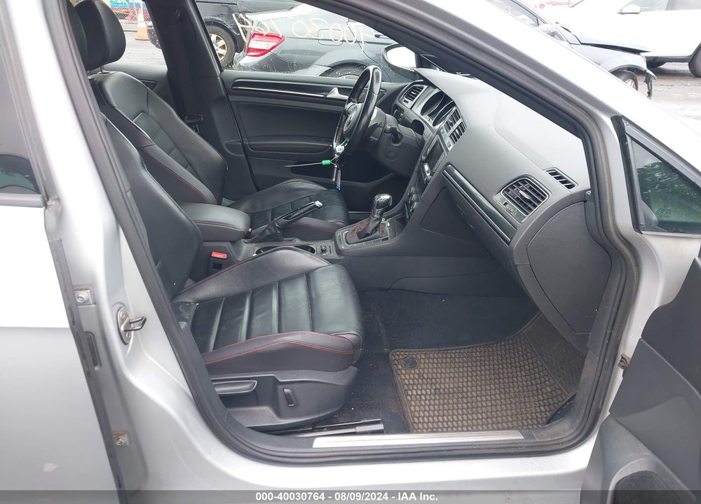 2015 VOLKSWAGEN GOLF GTI 2.0T SE 4-DOOR VIN: 3VW4T7AU1FM045227