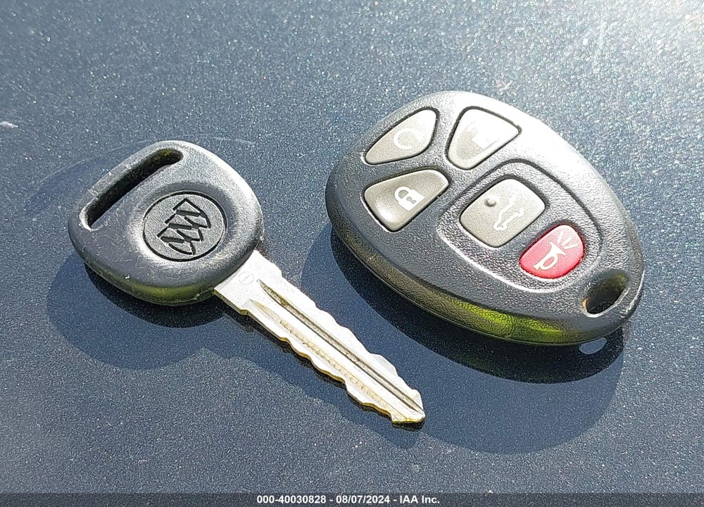 2014 BUICK ENCLAVE CONVENIENCE VIN: 5GAKRAKD8EJ127599