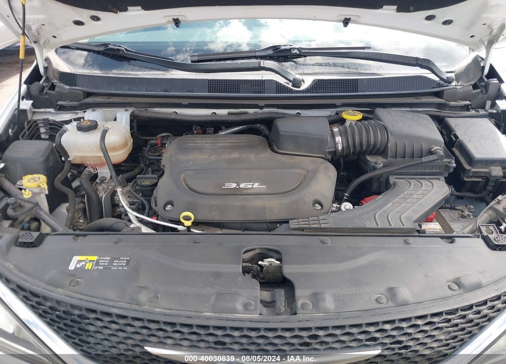 2017 CHRYSLER PACIFICA VIN: 2C4RC1BG7HR627388