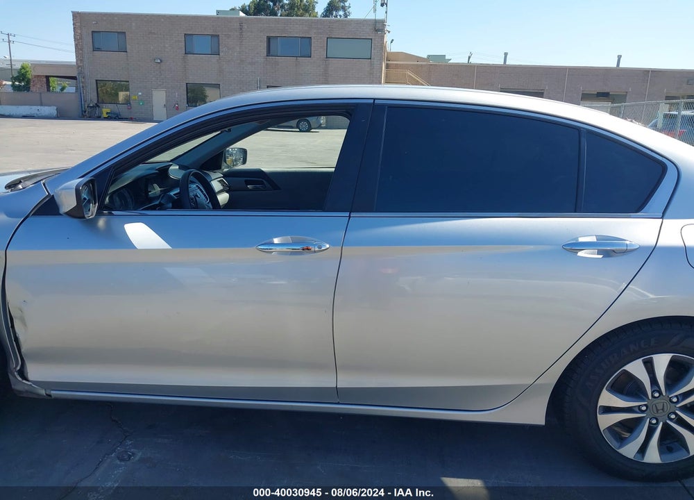 2013 HONDA ACCORD LX VIN: 1HGCR2F37DA082584