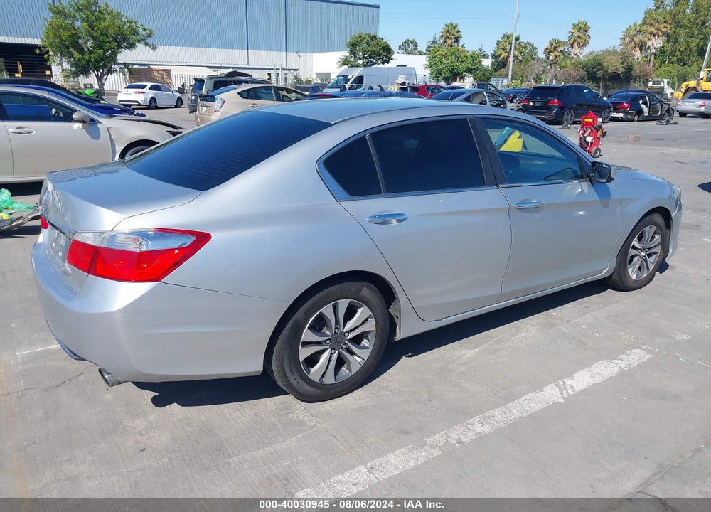 2013 HONDA ACCORD LX VIN: 1HGCR2F37DA082584