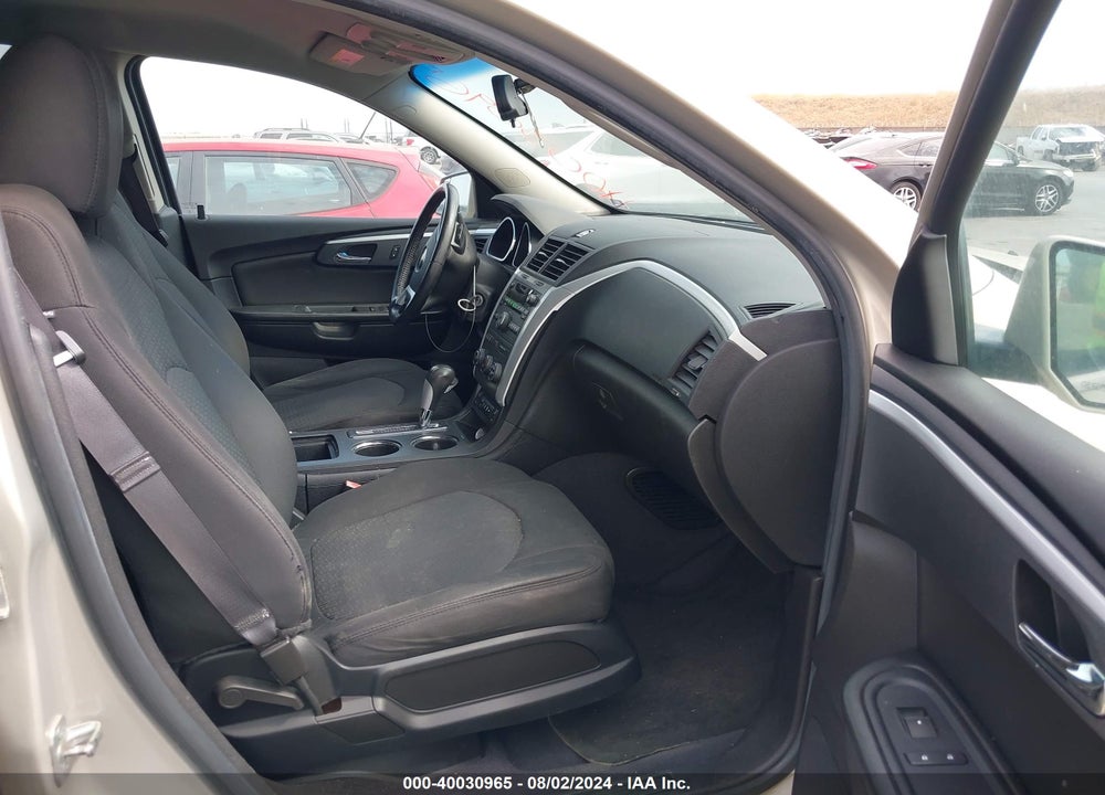 2011 CHEVROLET TRAVERSE 1LT VIN: 1GNKVGED0BJ217275