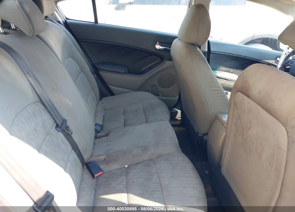 2015 KIA FORTE LX VIN: KNAFK4A63F5310604