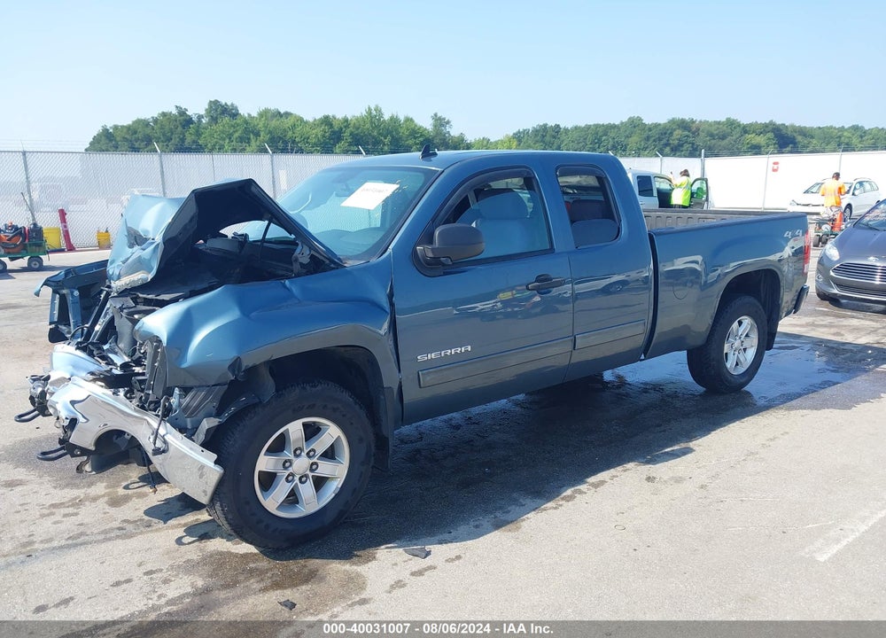 2011 GMC SIERRA 1500 SLE VIN: 1GTR2VE38BZ309960