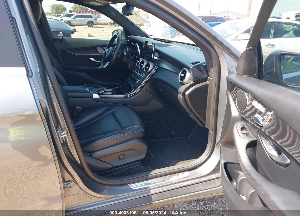 2018 MERCEDES-BENZ GLC 300 VIN: WDC0G4JB2JV042719