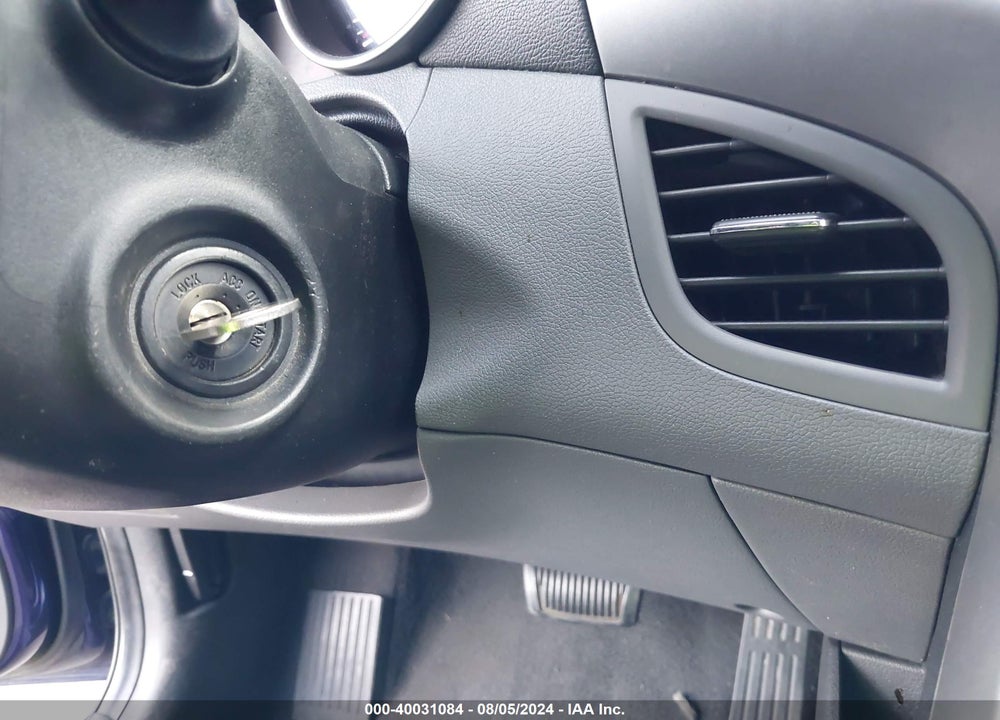 2011 HYUNDAI ELANTRA GLS VIN: 5NPDH4AE9BH029224