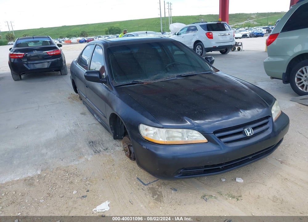 2002 HONDA ACCORD 3.0 EX VIN: 1HGCG16592A081600