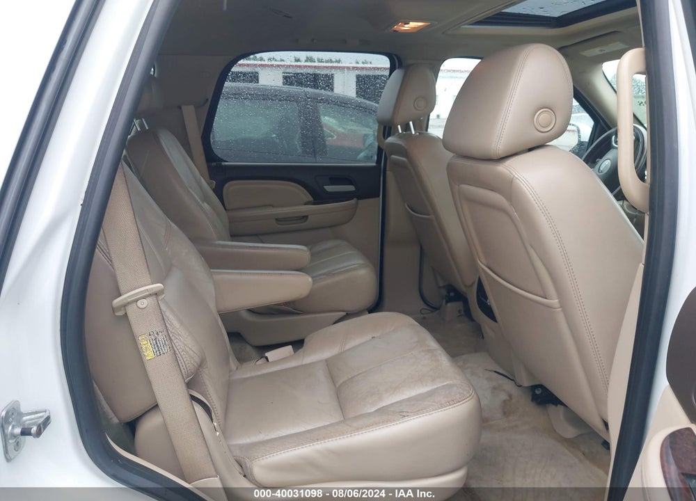 2007 GMC YUKON DENALI VIN: 1GKFK63897J189295