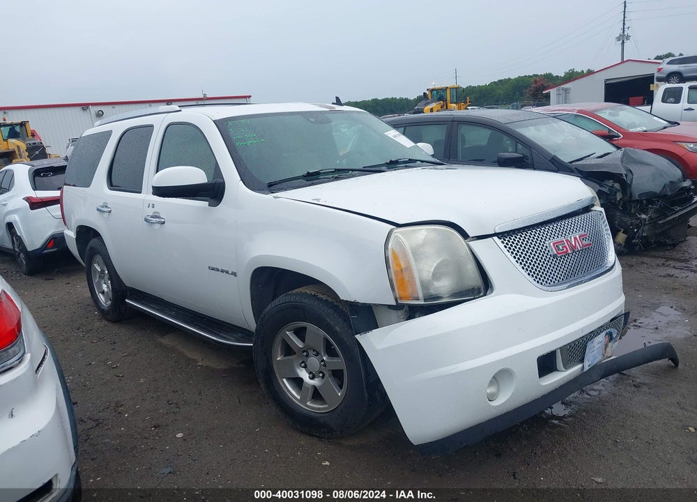 2007 GMC YUKON DENALI VIN: 1GKFK63897J189295