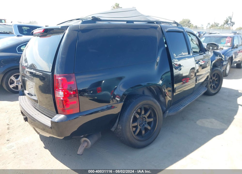 2013 CHEVROLET SUBURBAN 1500 LT VIN: 1GNSKJE76DR359635
