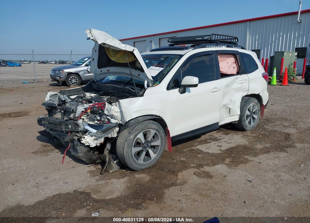 2018 SUBARU FORESTER 2.5I PREMIUM VIN: JF2SJAGC2JH470272