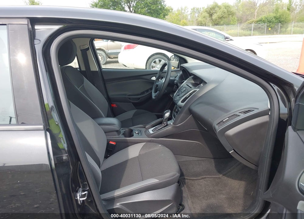 2014 FORD FOCUS SE VIN: 1FADP3K25EL437081