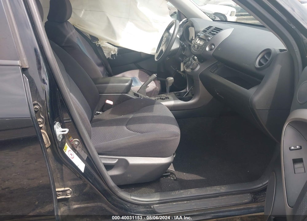 2008 TOYOTA RAV4 VIN: JTMBK32V686038872