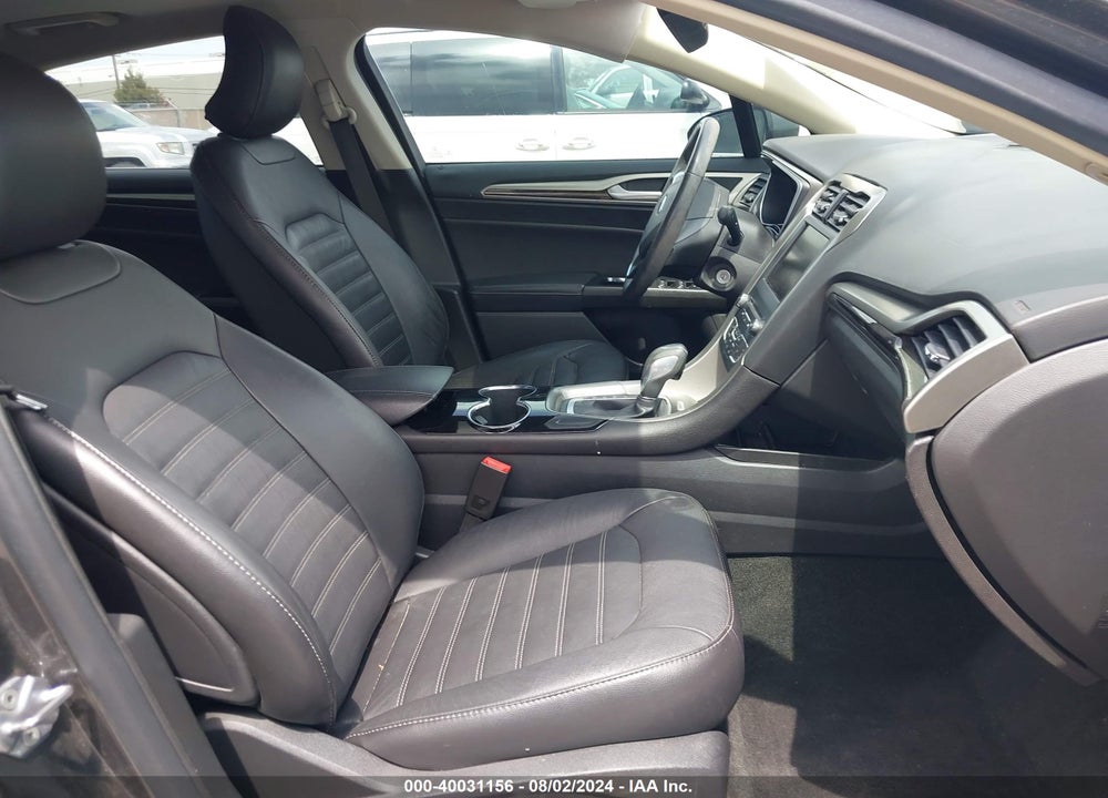2016 FORD FUSION SE VIN: 1FA6P0HD9G5131685