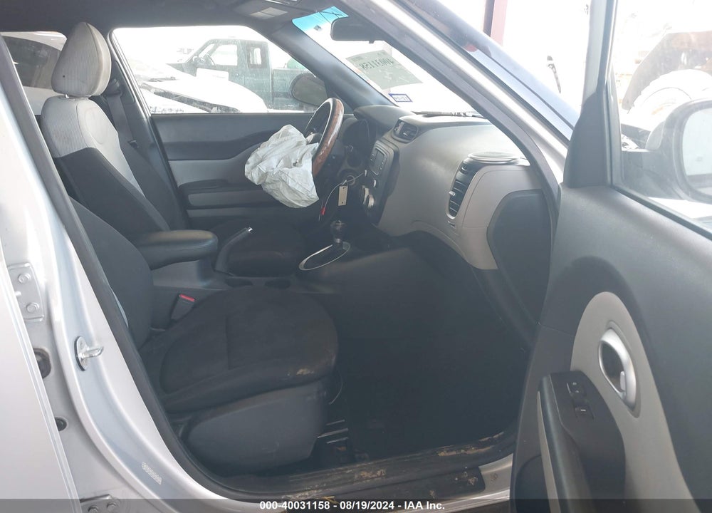 2016 KIA SOUL VIN: KNDJN2A25G7832274