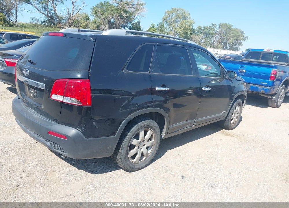 2012 KIA SORENTO LX VIN: 5XYKTDA63CG208690