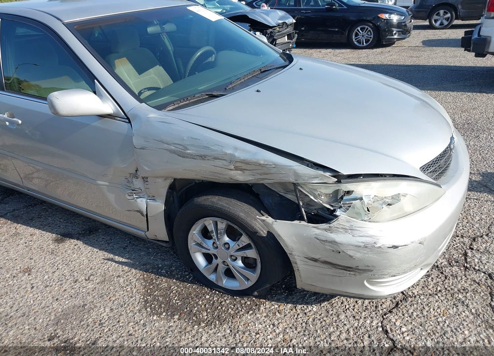 2004 TOYOTA CAMRY LE VIN: 4T1BE32K94U794923