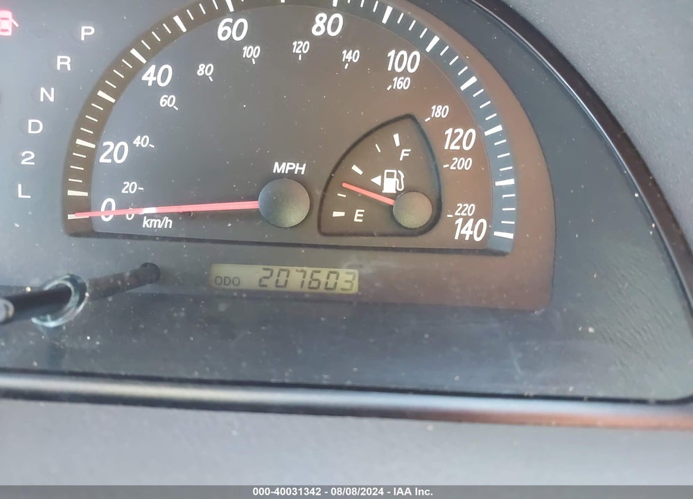 2004 TOYOTA CAMRY LE VIN: 4T1BE32K94U794923