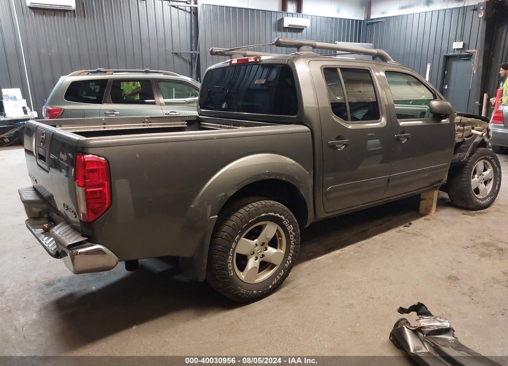 2008 NISSAN FRONTIER LE VIN: 1N6AD07W48C425408
