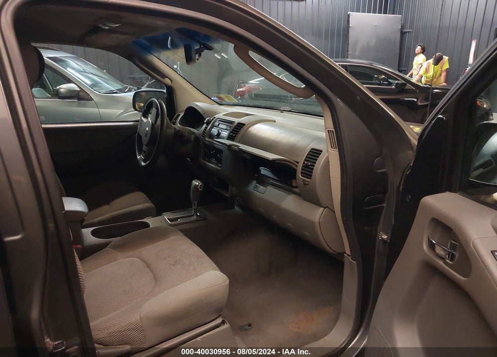 2008 NISSAN FRONTIER LE VIN: 1N6AD07W48C425408