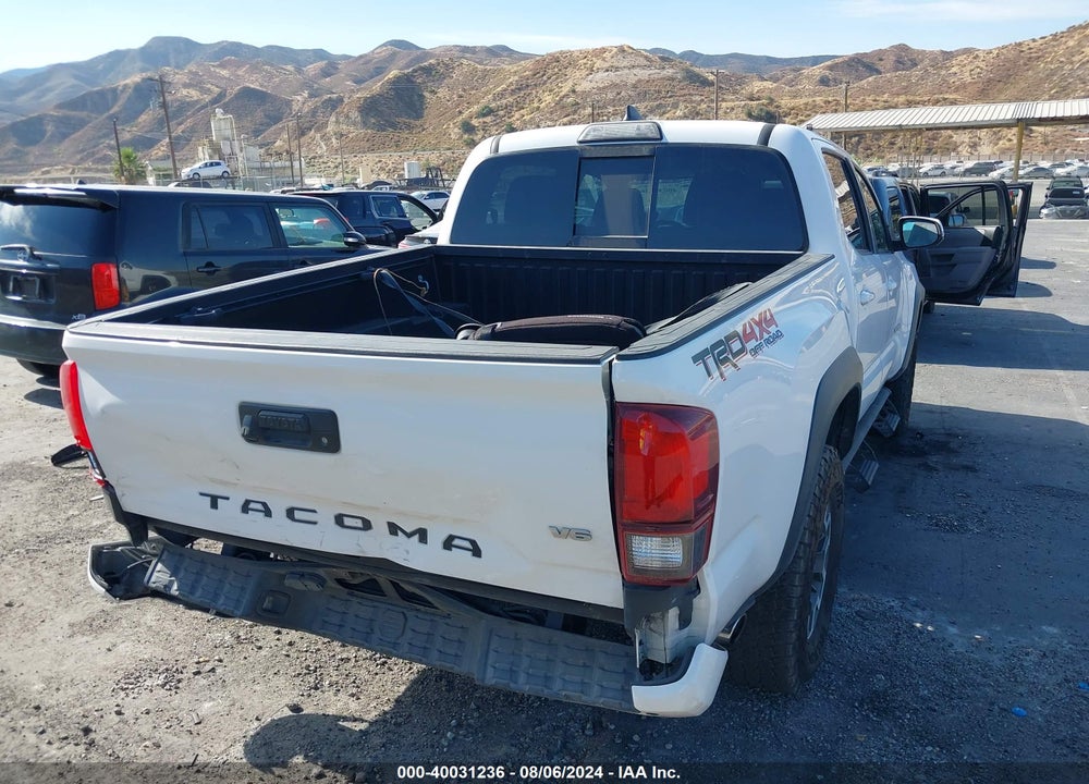 2018 TOYOTA TACOMA TRD OFF ROAD VIN: 3TMCZ5AN3JM156381