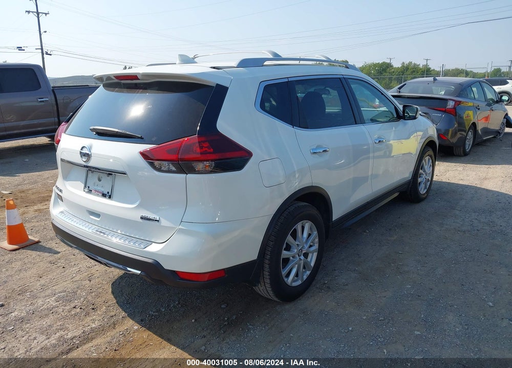 2019 NISSAN ROGUE S VIN: 5N1AT2MT2KC801618