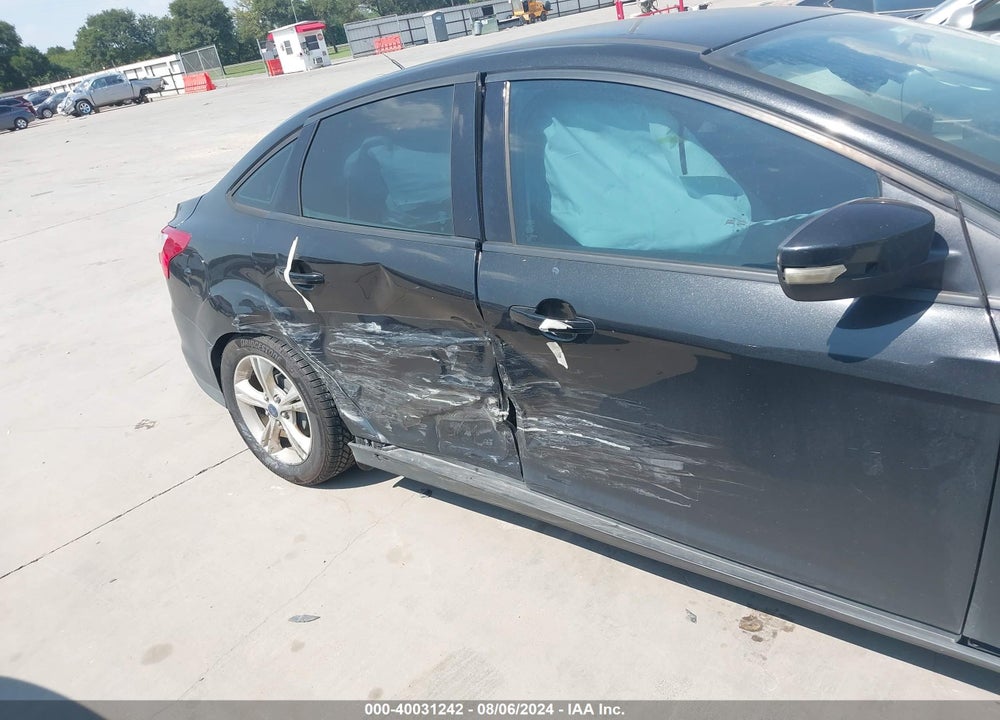 2014 FORD FOCUS SE VIN: 1FADP3F24EL108611