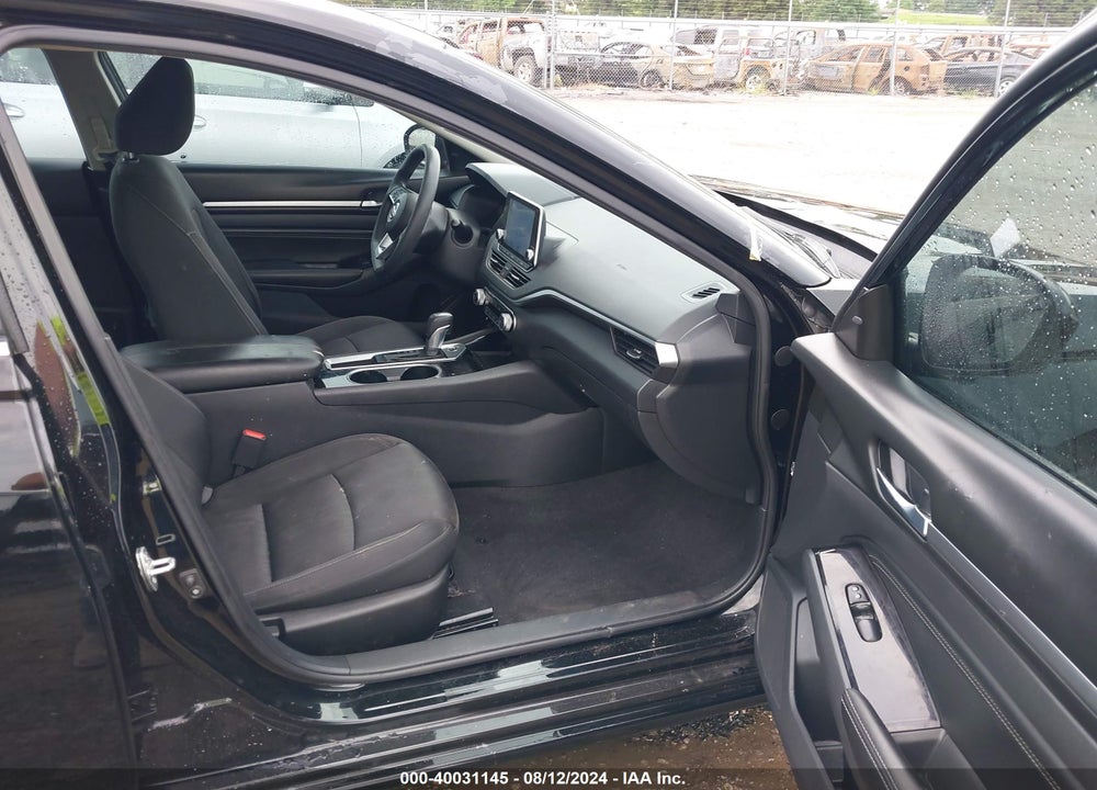 2021 NISSAN ALTIMA SV FWD VIN: 1N4BL4DV5MN381081