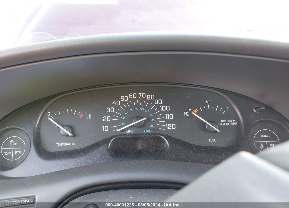2002 BUICK CENTURY CUSTOM VIN: 2G4WS52J621153489
