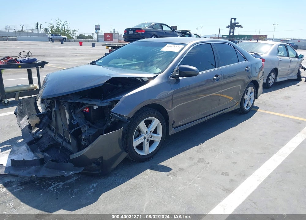 2013 TOYOTA CAMRY SE VIN: 4T1BF1FK3DU228445