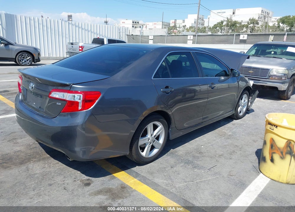 2013 TOYOTA CAMRY SE VIN: 4T1BF1FK3DU228445
