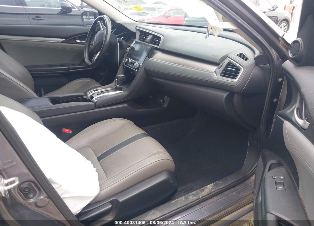 2018 HONDA CIVIC EX-L VIN: 2HGFC1F72JH643217
