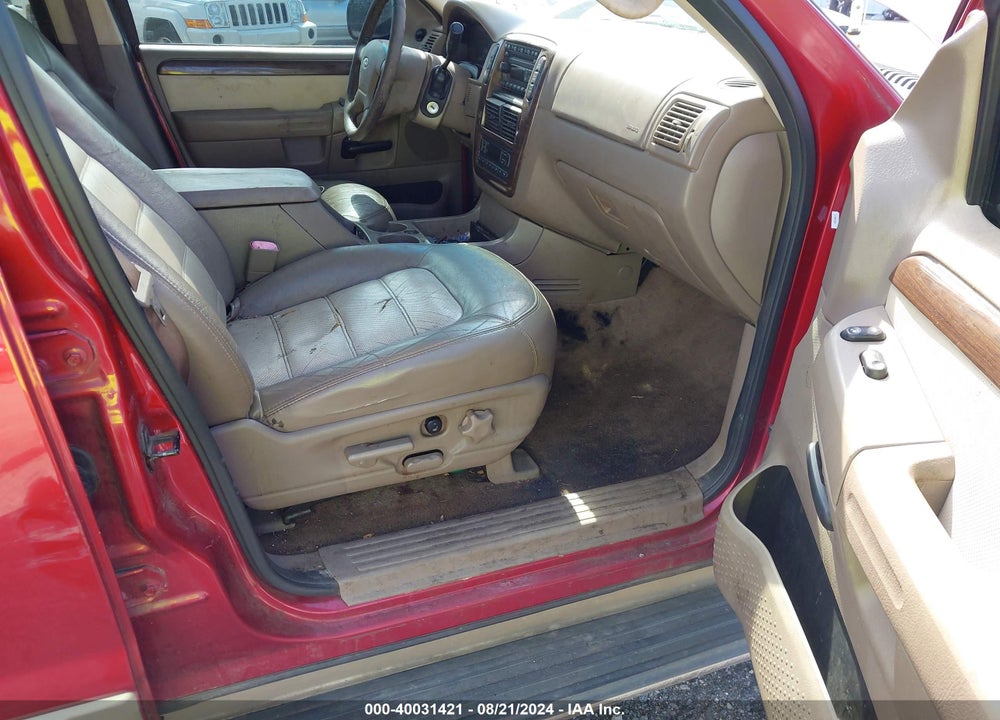 2005 FORD EXPLORER EDDIE BAUER VIN: 1FMZU74KX5UB75867