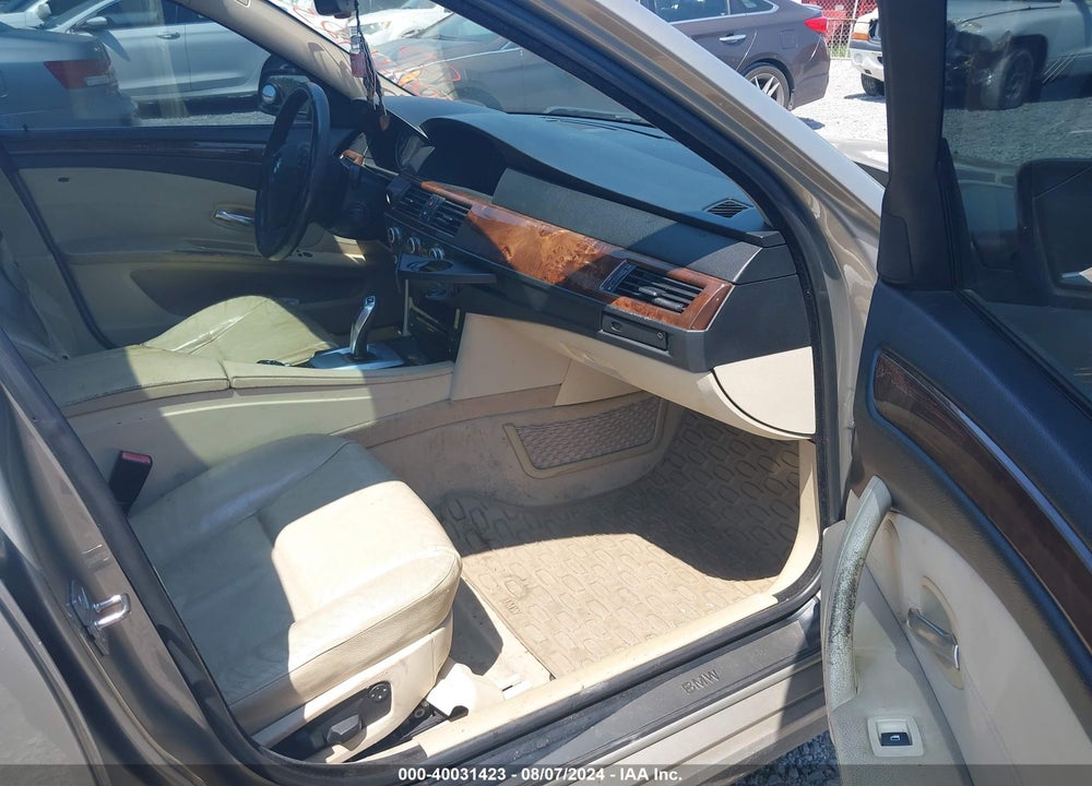 2010 BMW 528I VIN: WBANU5C51AC128730