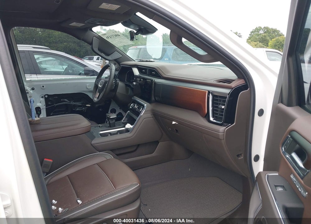2024 GMC SIERRA 1500 4WD SHORT BOX DENALI VIN: 1GTUUGE8XRZ187558