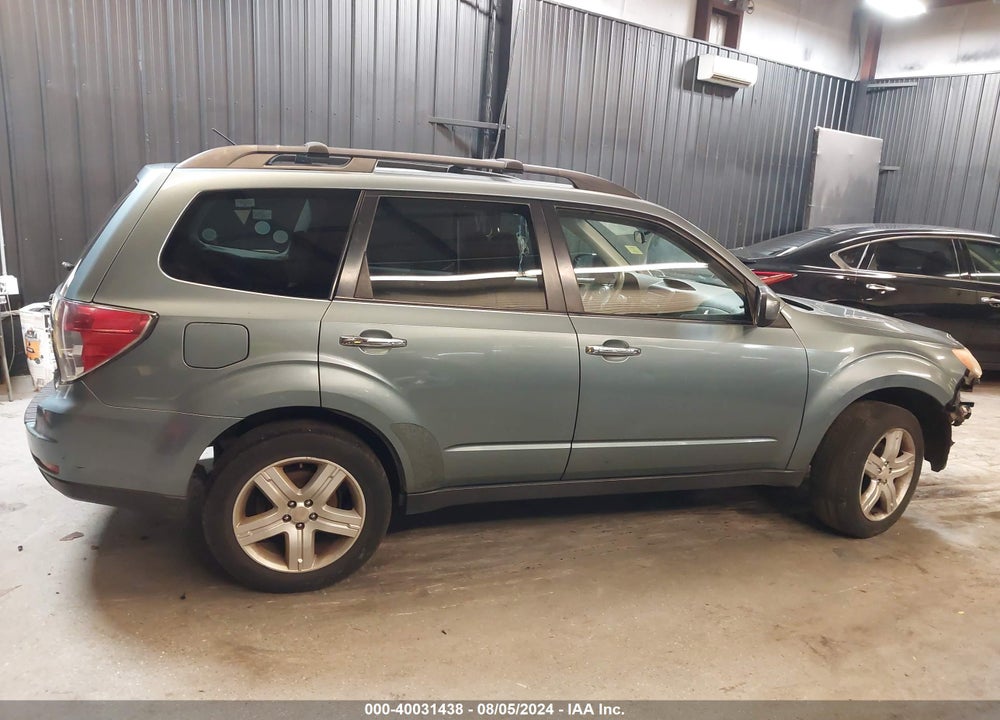 2010 SUBARU FORESTER 2.5X PREMIUM VIN: JF2SH6CCXAH719657