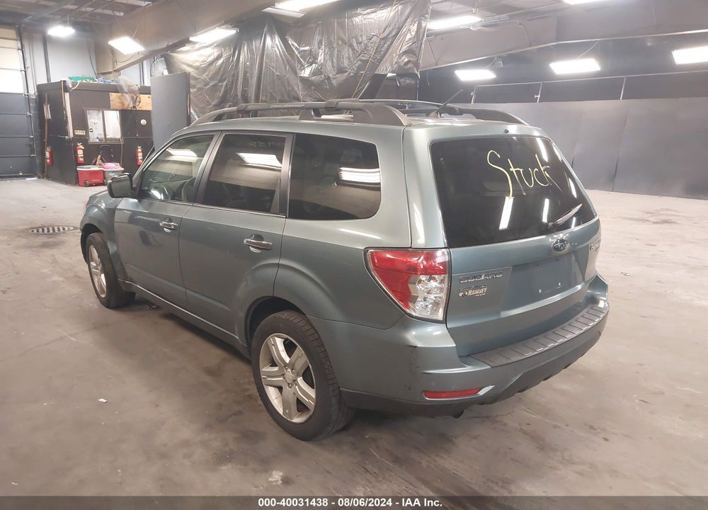2010 SUBARU FORESTER 2.5X PREMIUM VIN: JF2SH6CCXAH719657