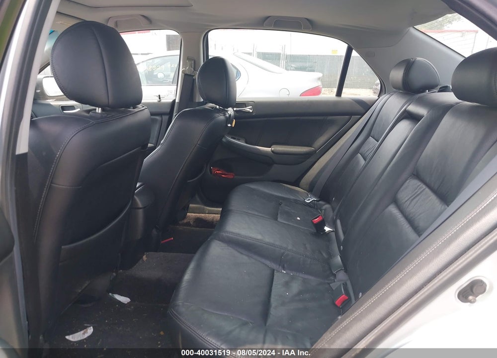 2005 HONDA ACCORD 3.0 EX VIN: 1HGCM66865A076732