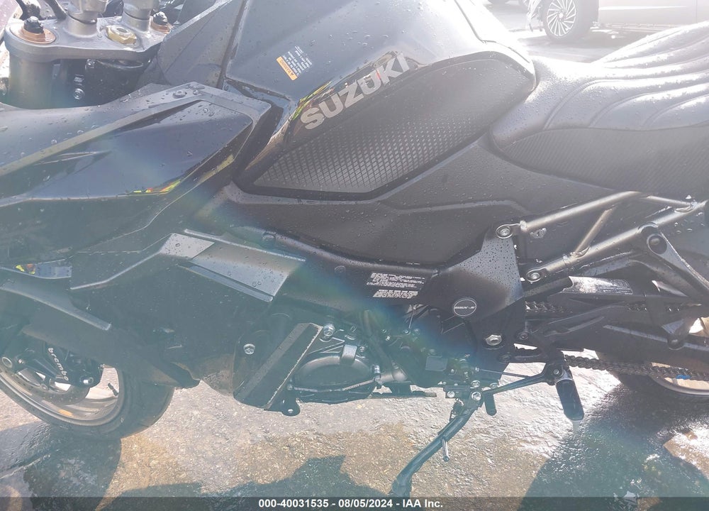 2024 SUZUKI GSX1000 GT/GT+ VIN: JS1EK12B5R7100498