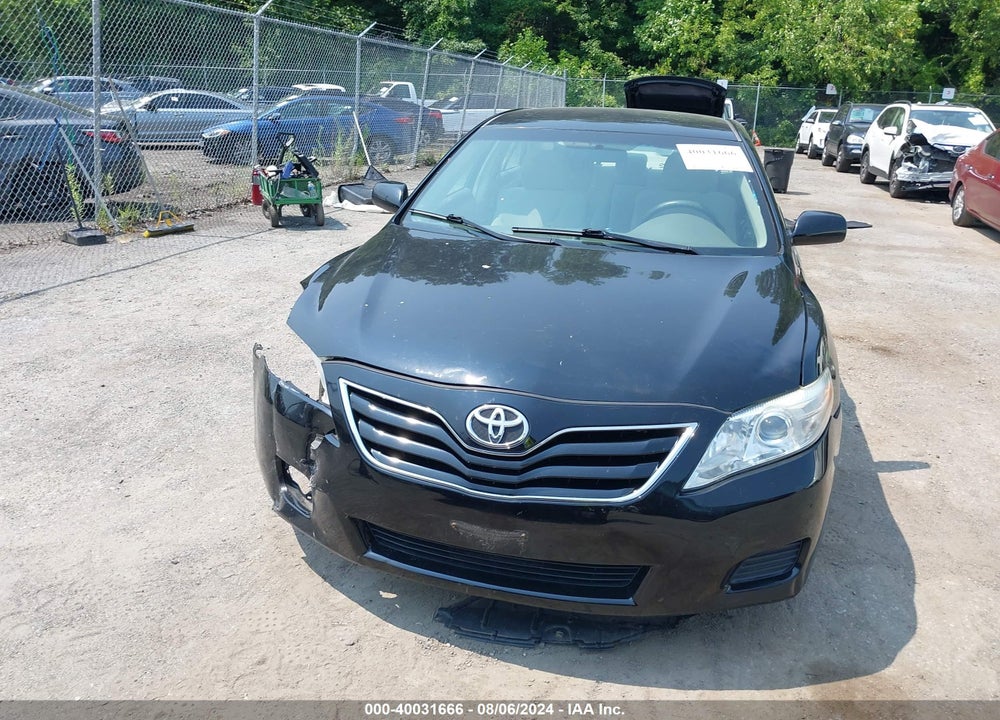 2011 TOYOTA CAMRY LE VIN: 4T1BF3EK8BU673144